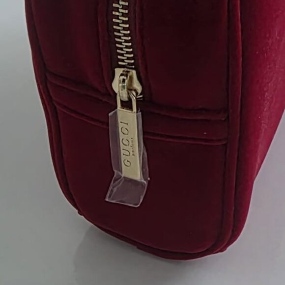 GUCCI COSMETIC /CLUTCH VELVET BAG -NWOT! - Picture 6 of 16